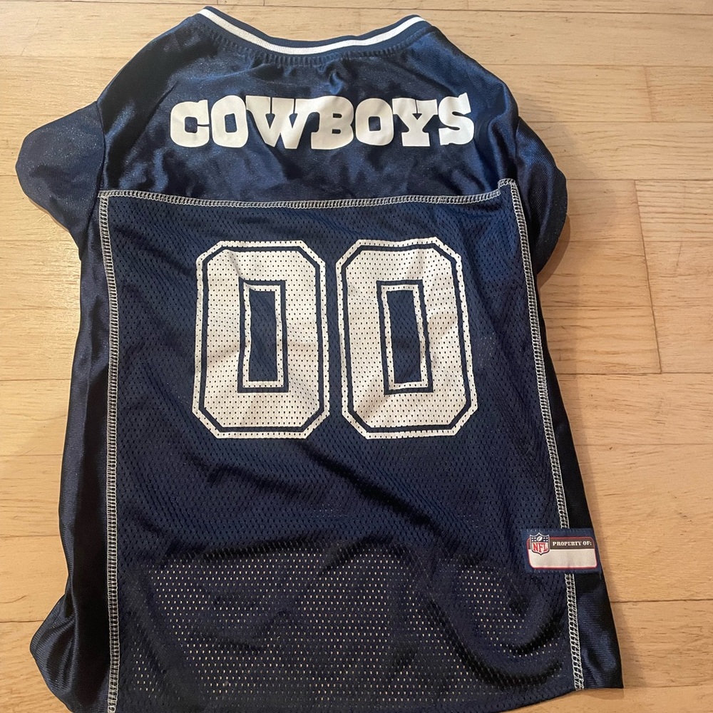 Dallas Cowboys Sports Jersey for dogs. Xl